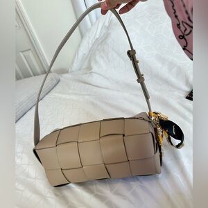 Elegant Tan Woven Shoulder Bag